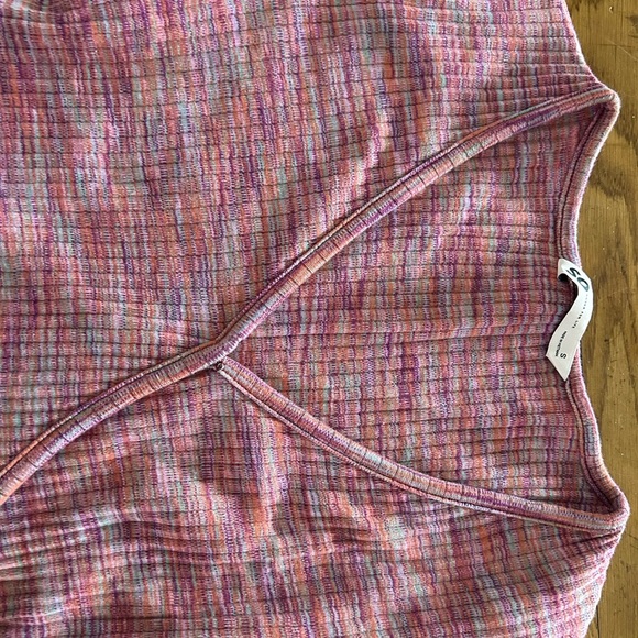 SO Purple Wrap Crop Top Fitted Blouse - Picture 3 of 5